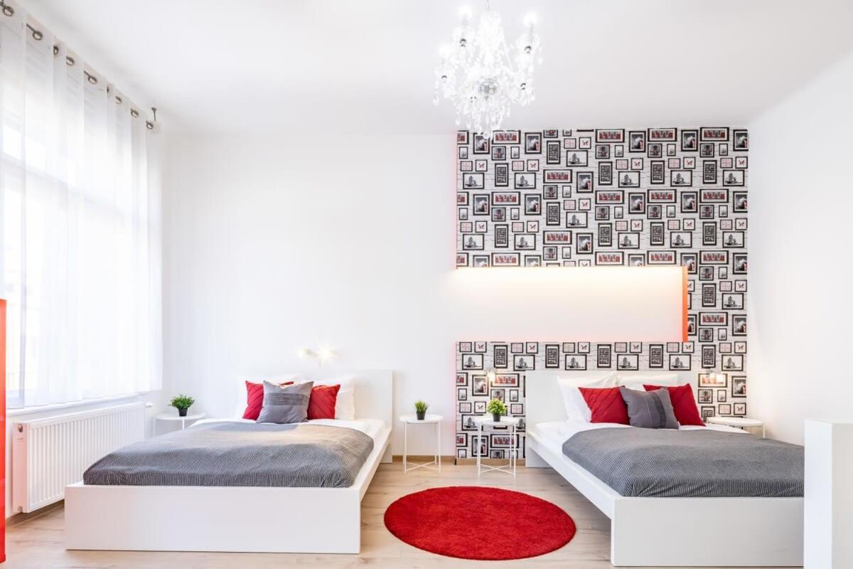 Super Central Convenient Apartment Budapest Bagian luar foto